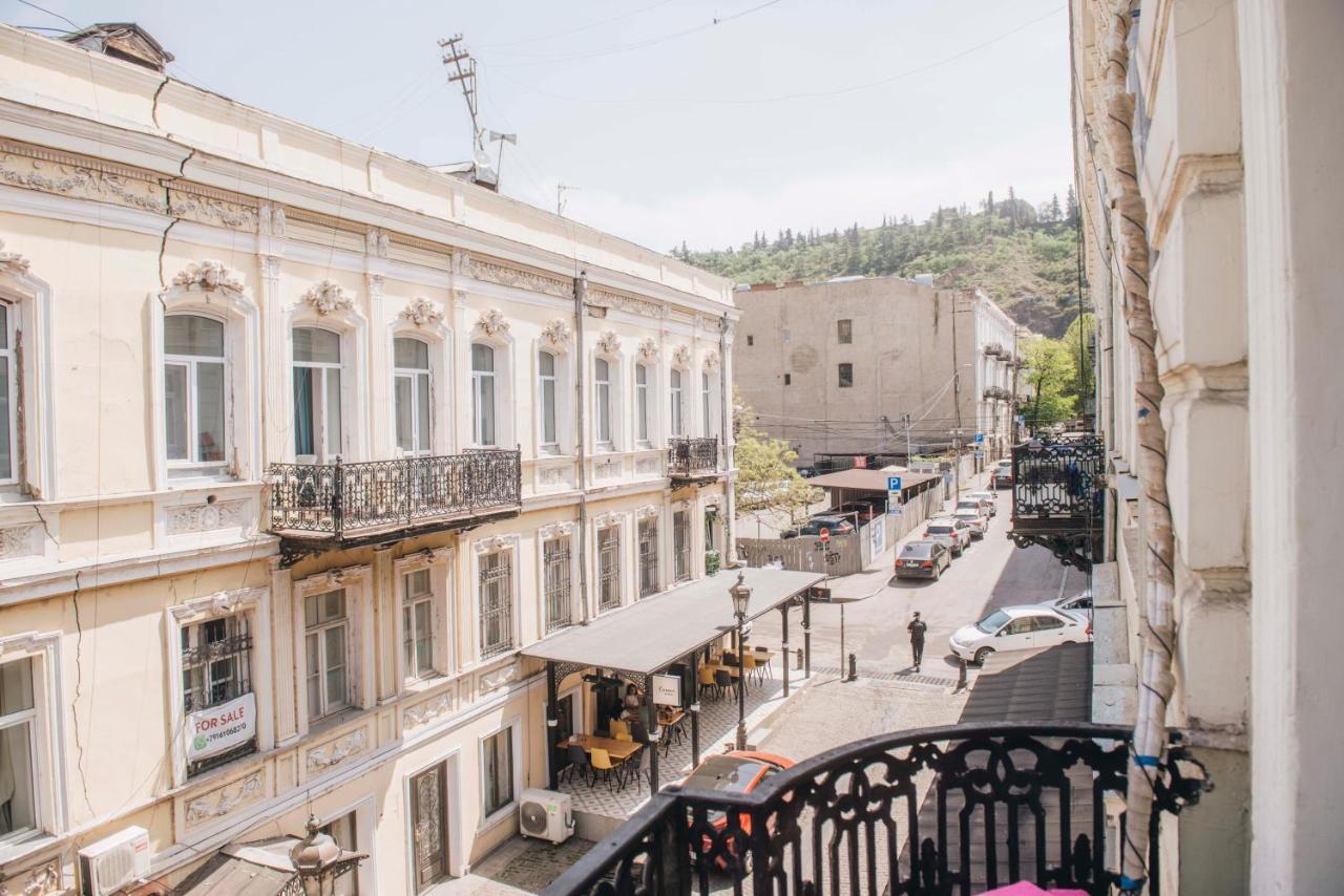 Heart Of Downtown Freedom Square Apartment Tbilisi Luaran gambar