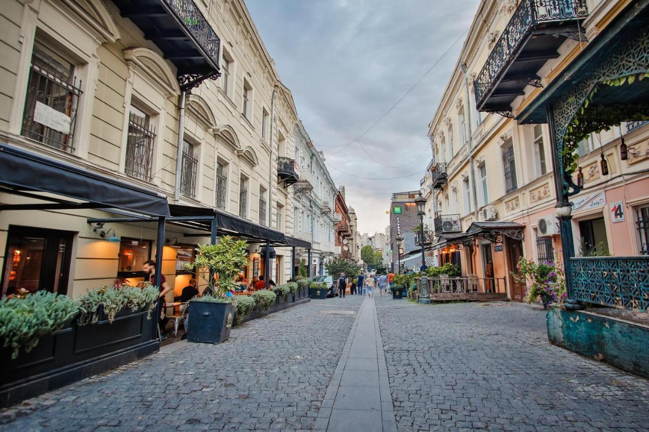 Heart Of Downtown Freedom Square Apartment Tbilisi Luaran gambar